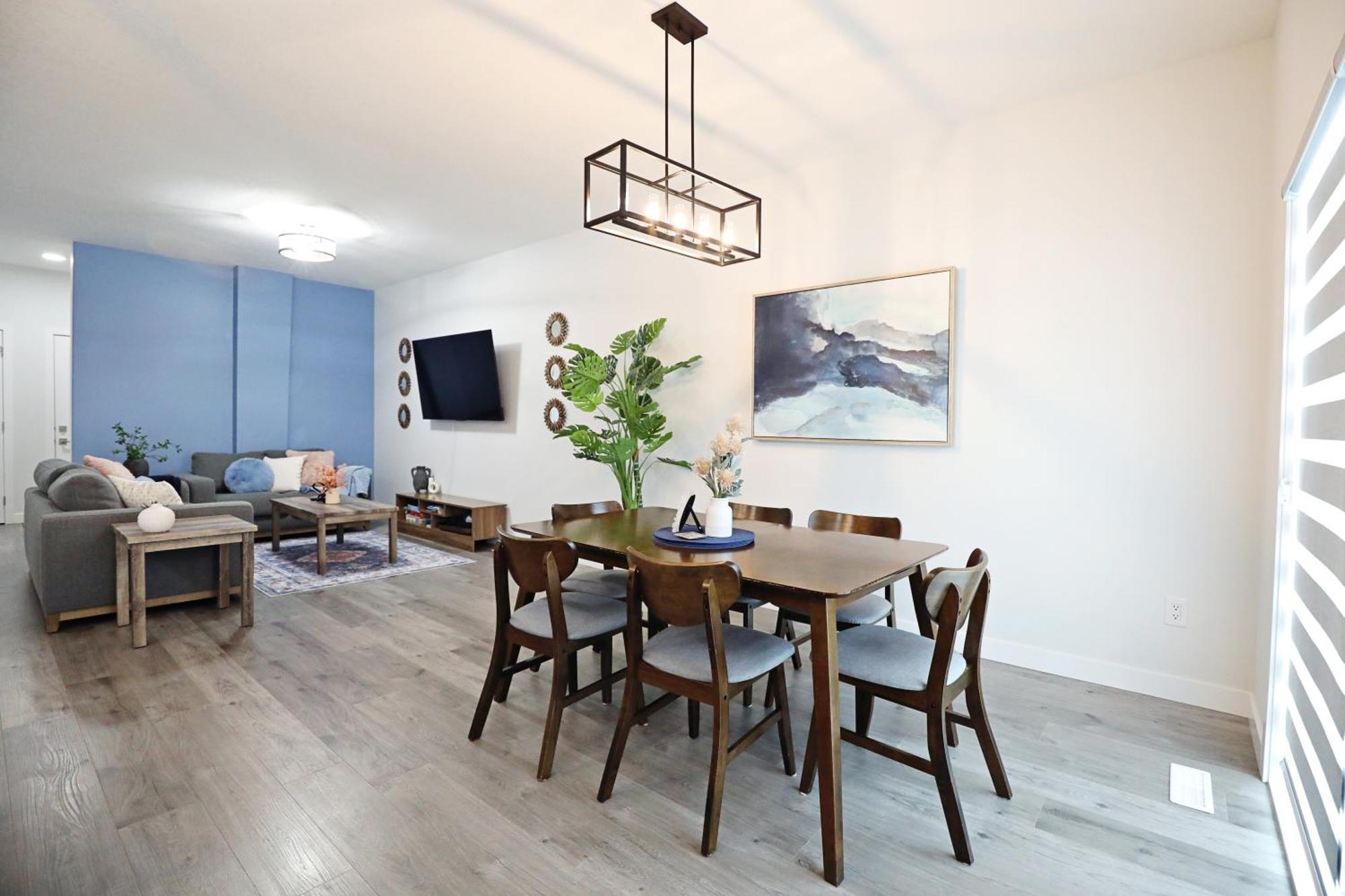 Beautiful Home With 4 King Beds,Airport,Disney+ Edmonton Exterior foto