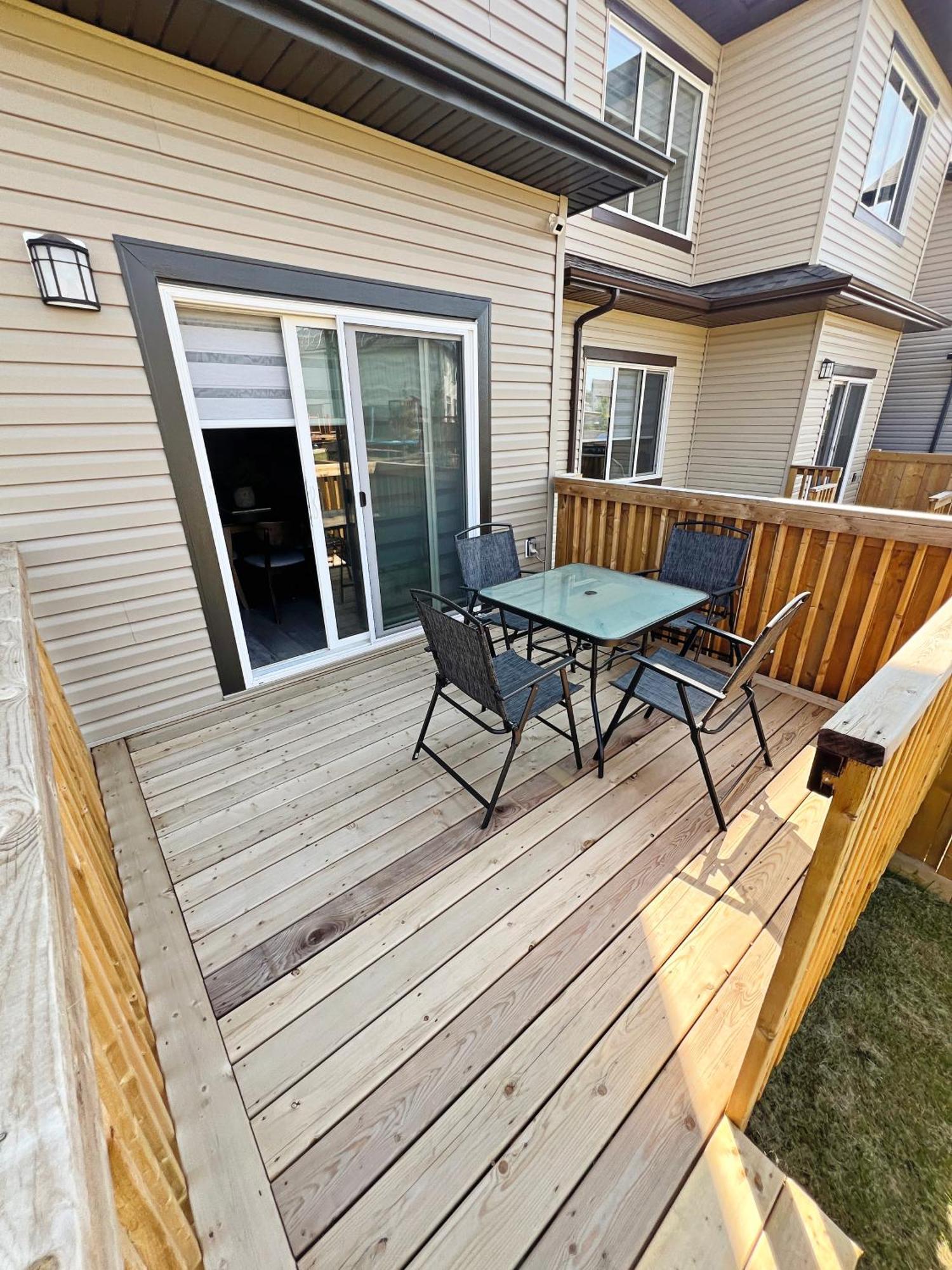Beautiful Home With 4 King Beds,Airport,Disney+ Edmonton Exterior foto